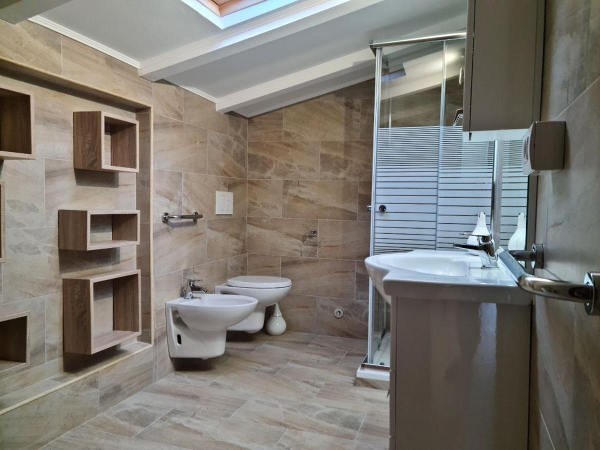 ליירנה Villa Victoria מראה חיצוני תמונה